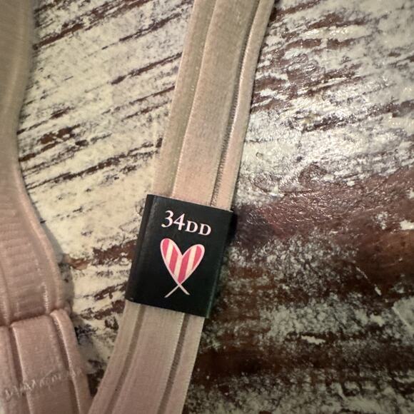 NEW VICTORIA'S SECRET blush LINED PERFECT COVERAGE bra Womens 34DD NWT - Picture 2 of 9